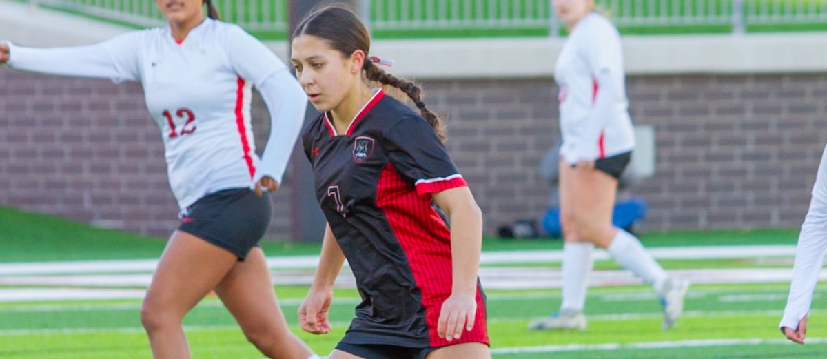 Rising Star: Sabrina Deck's Journey to Soccer Excellence