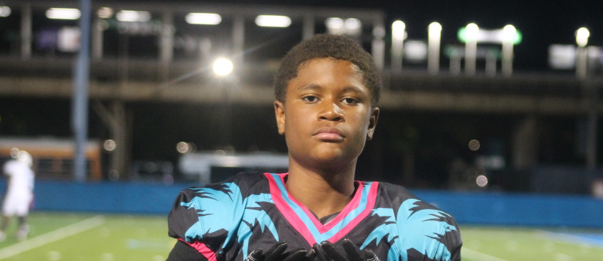 Breshaun Eckwood: The Rising Football Star from Valparaiso