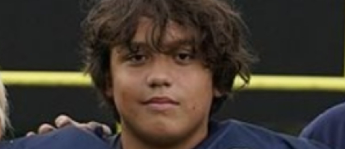 Malcolm Pash - Malcolm Pash: Rising Star on the Gridiron