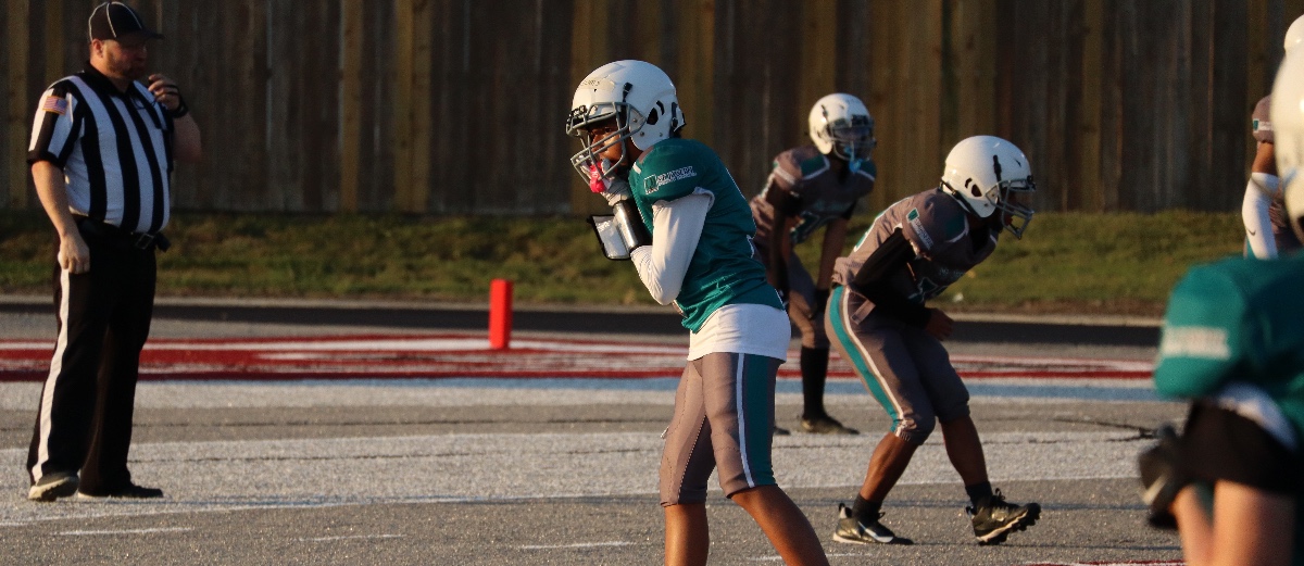 Dashawn Williams - Rising Star: Dashawn Williams Shines on the Football Field