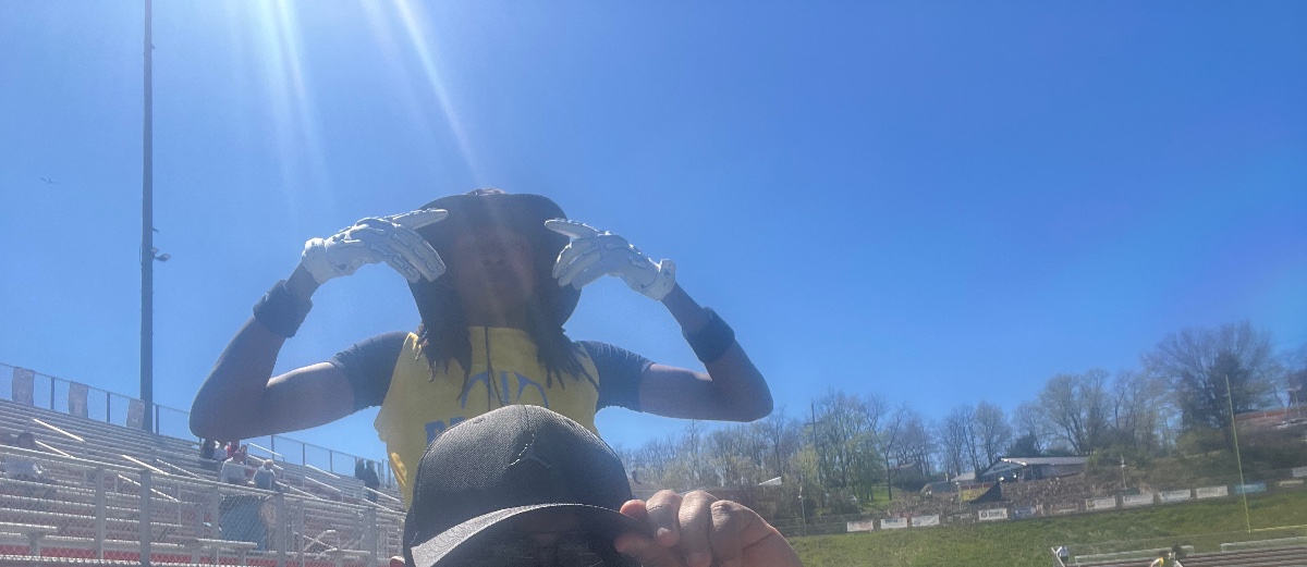 Rising Star: Kamren Taylor's Journey from Woodland Hills to the Gridiron