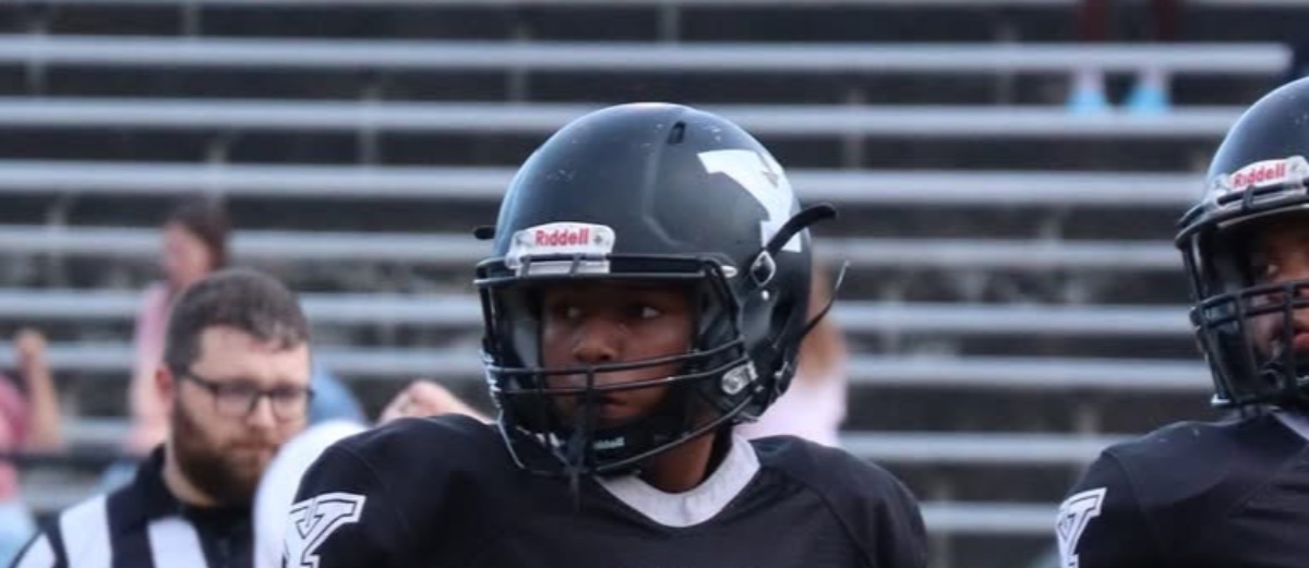 Rising Star: D’Carlos Ross Shines on the Football Field