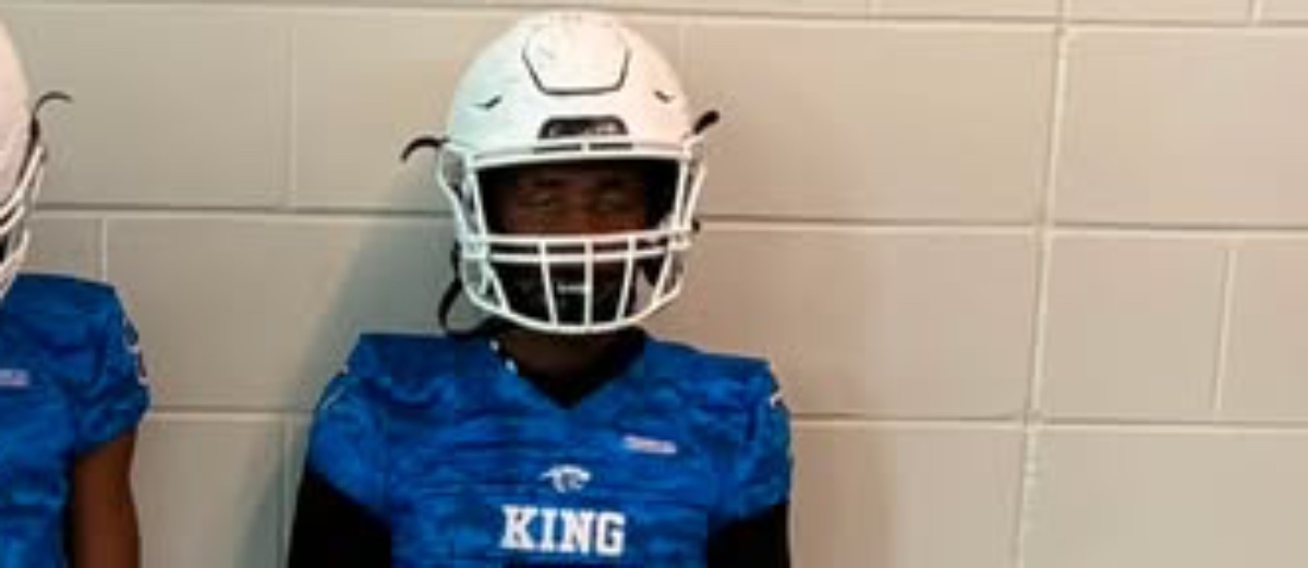 Lavar Price - Rising Star: Lavar Price's Journey on the Gridiron