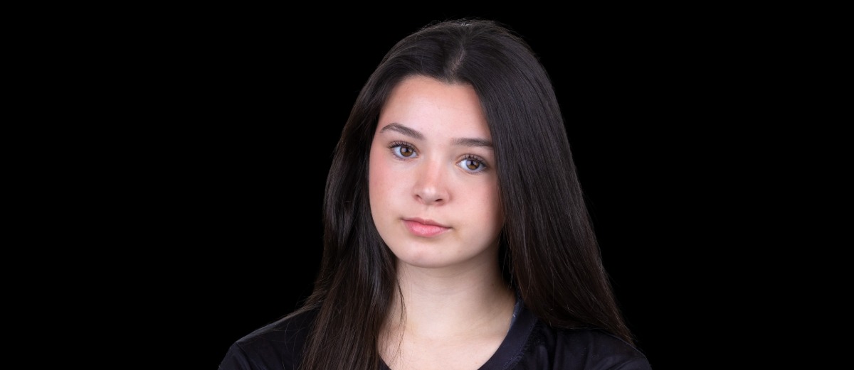 Rising Star Regan Dever: The Gritty Competitor Lighting Up the Volleyball Court