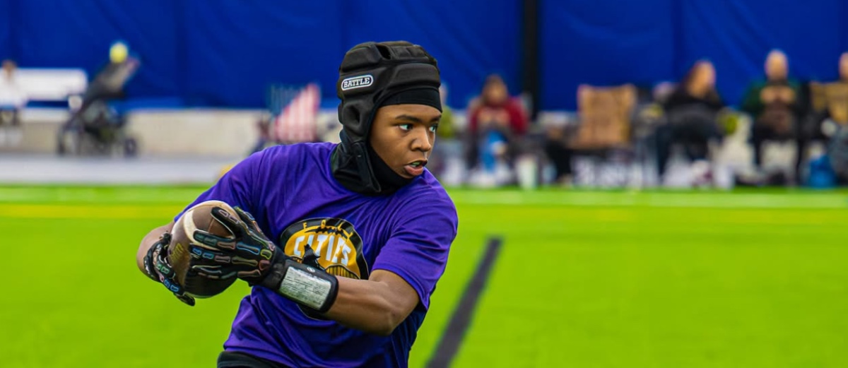 Rising Star: Jaheim Burns Shines Bright on the Gridiron