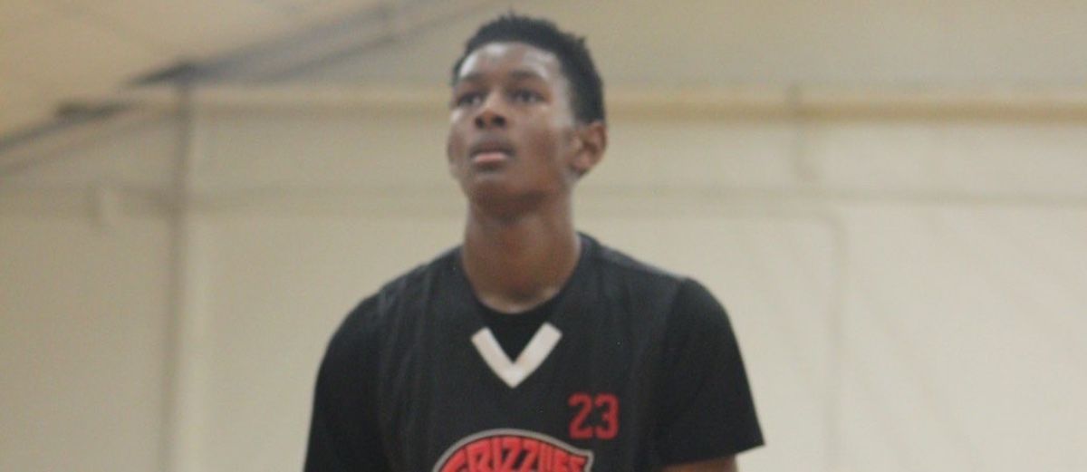 Rising Star: Elijah Easterling's Journey Through the Hoops