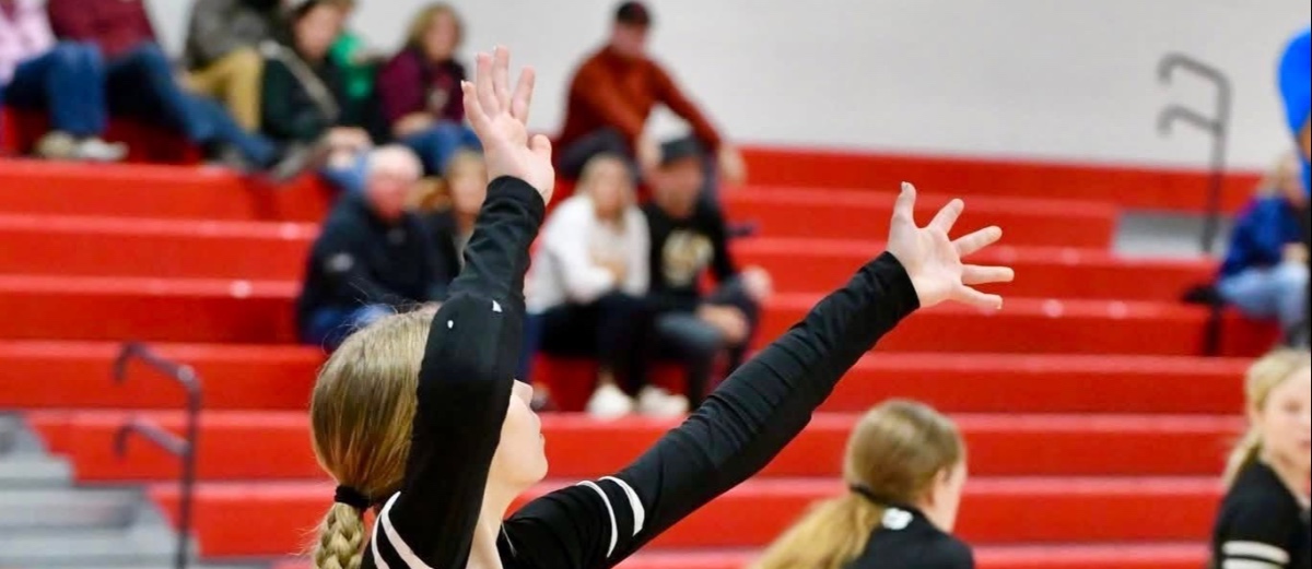 Lizzie Tipton: Rising Star of Cannon Falls Volleyball