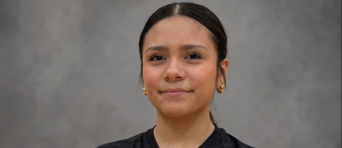 Rising Star: Bella Vasquez Shines on the Volleyball Court