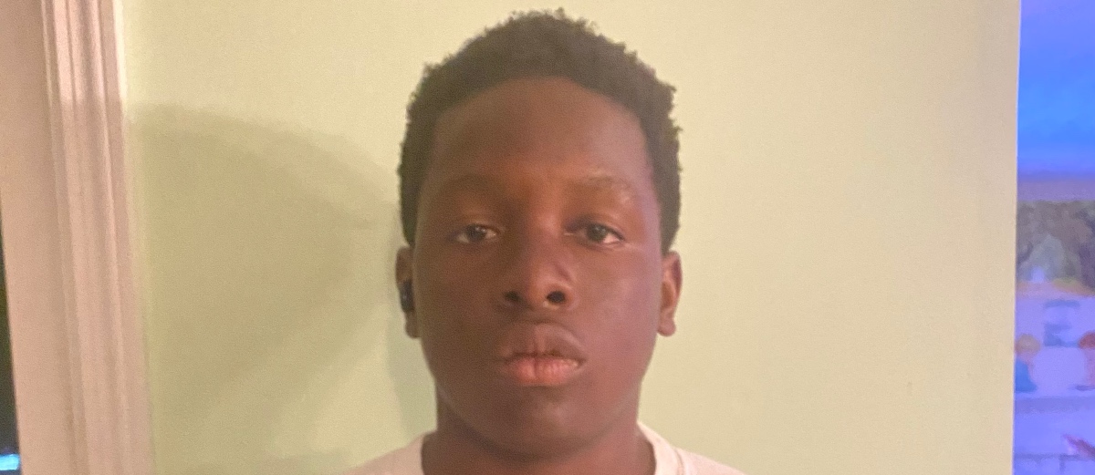 Rising Star: Aaron Lumpungu's Journey Through the Gridiron
