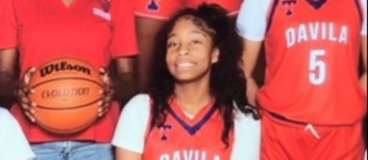 Paris Campbell - Paris Campbell: Rising Star on the Court in Bryan, TX