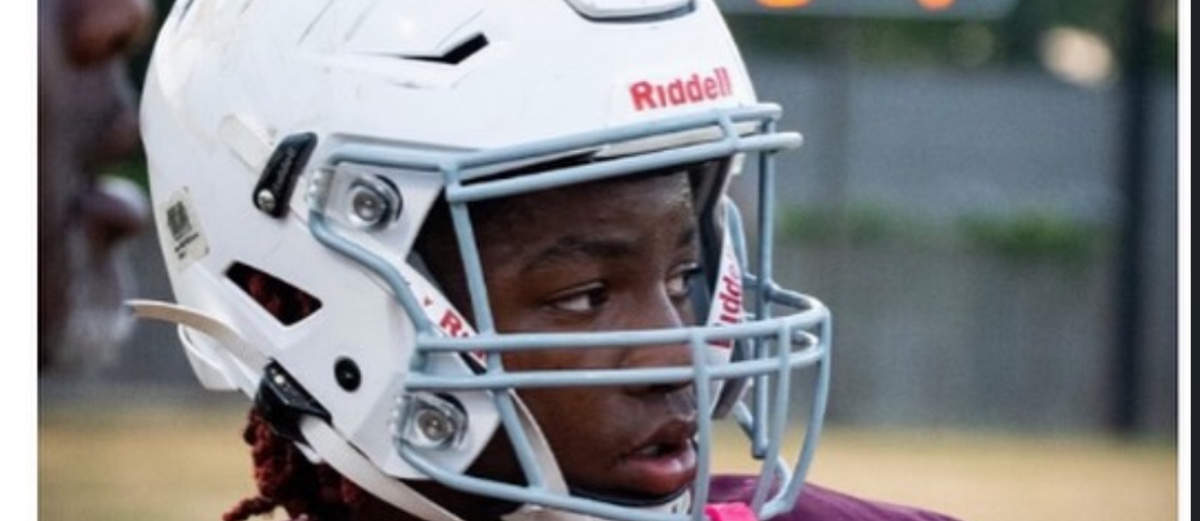 Rising Star: Raylyn Lindsey's Path to Football Excellence