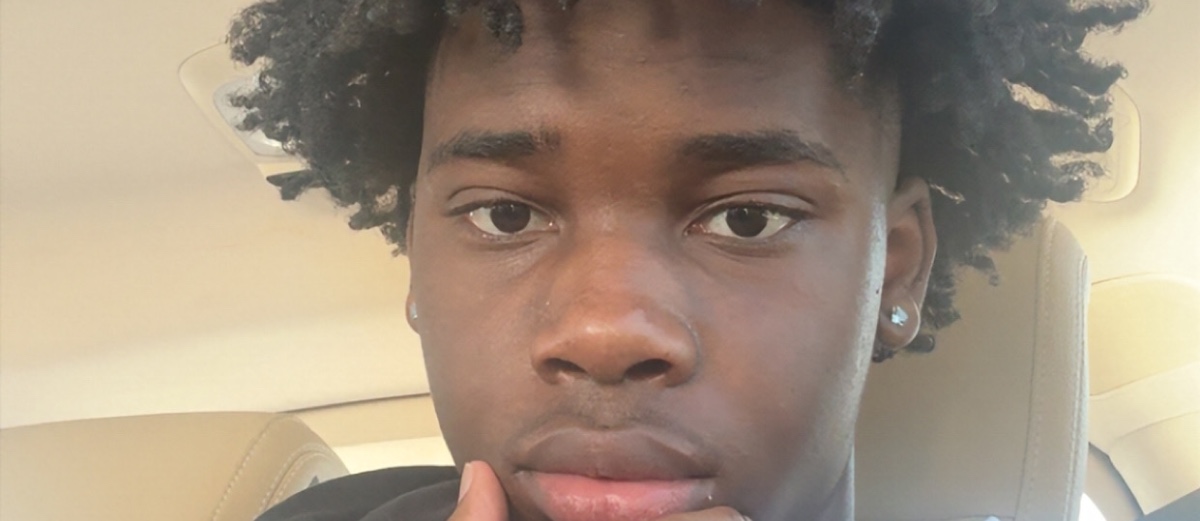 Rising Star on the Gridiron: Christopher Jones Shines Bright in Longview