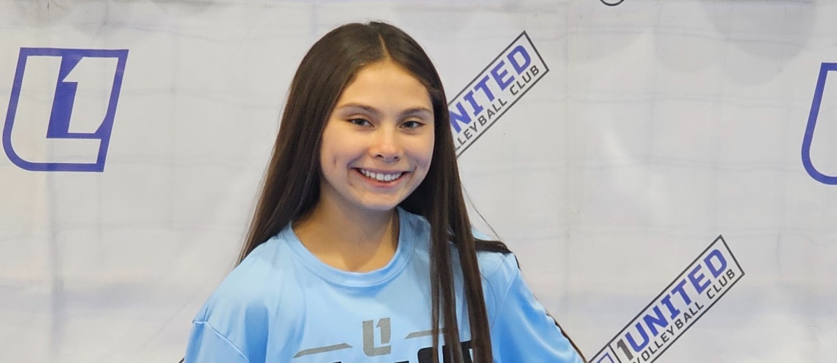 Rising Star Aubree Cabrera: The Heartbeat of Texas Volleyball