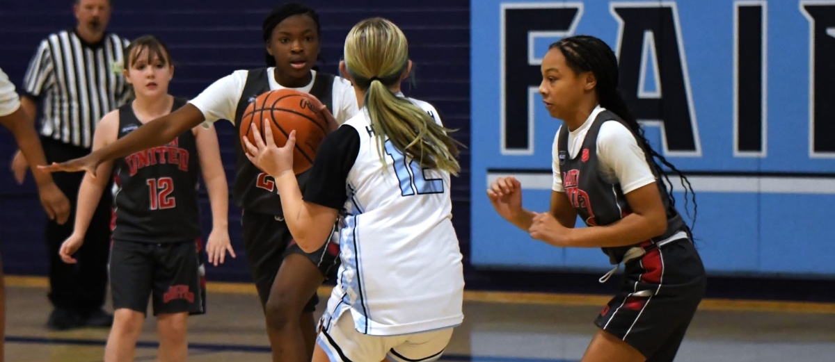 Rising Star on the Court: Myracle Heidenreich’s Journey in Basketball
