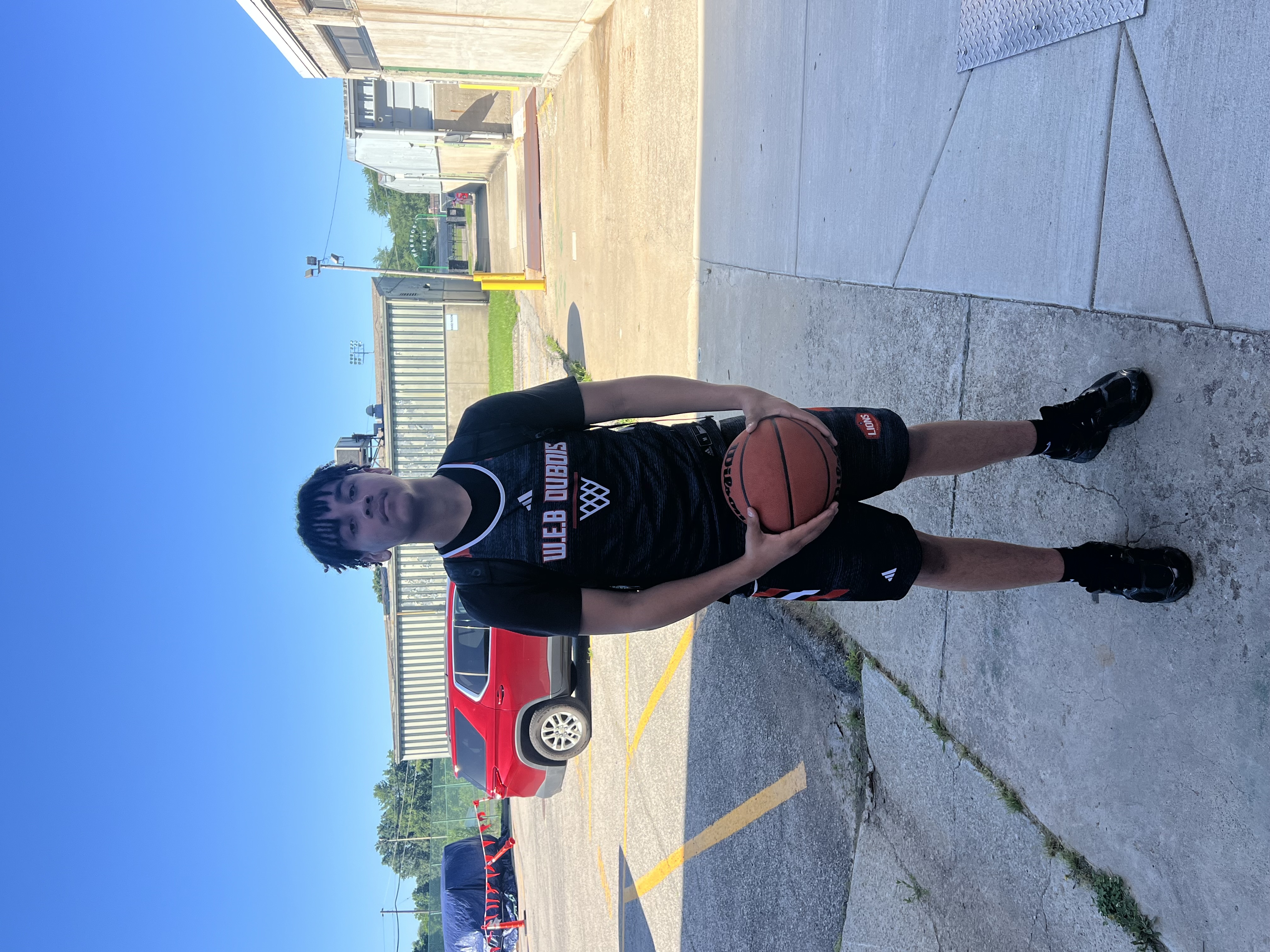 Lee Elliott jr, Basketball athlete profile picture