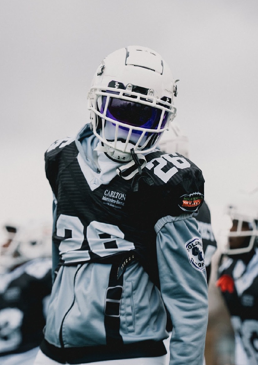 Kendric Davis - Rising Star on the Gridiron: Meet Kendric Davis