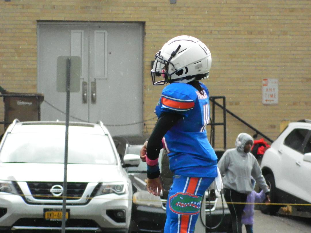 Rising Star: Dartrell Dixon's Journey Through the Gridiron