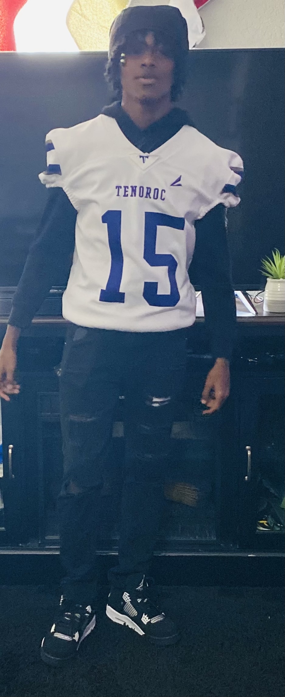Jabari Holmes