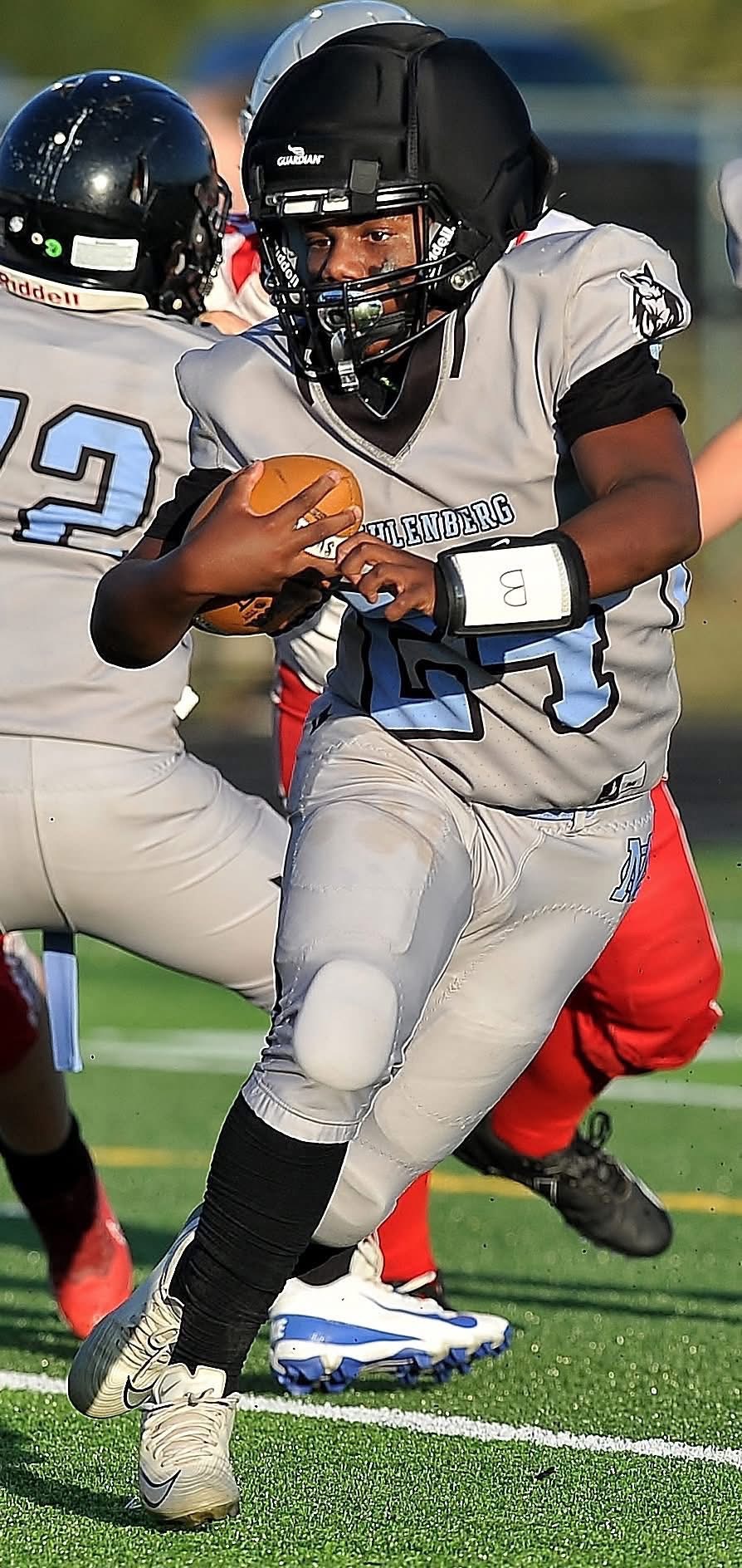 Xander Yates, Football athlete profile picture