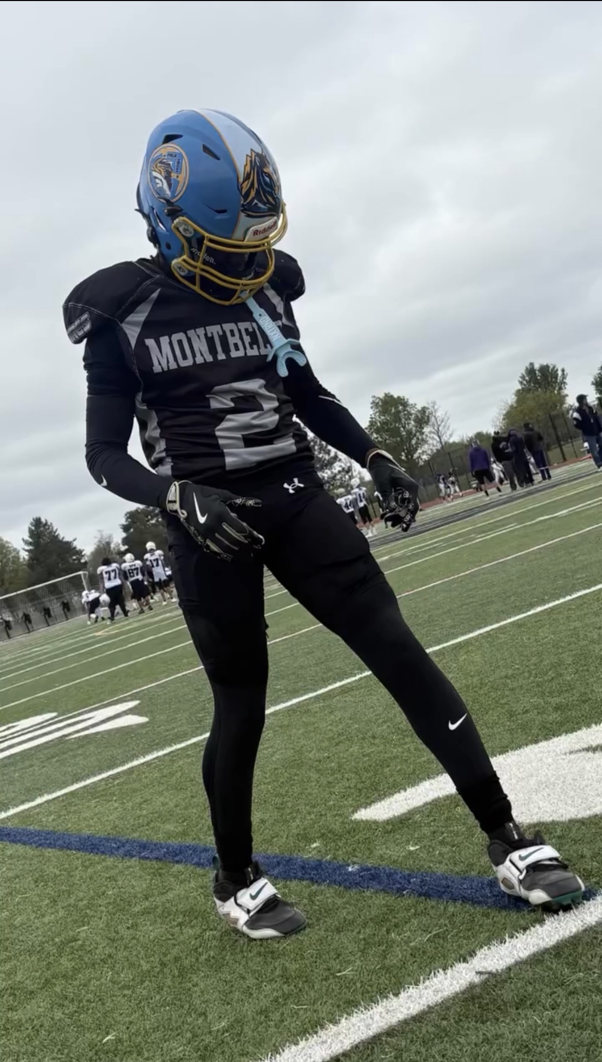 JVIONTAE Moore