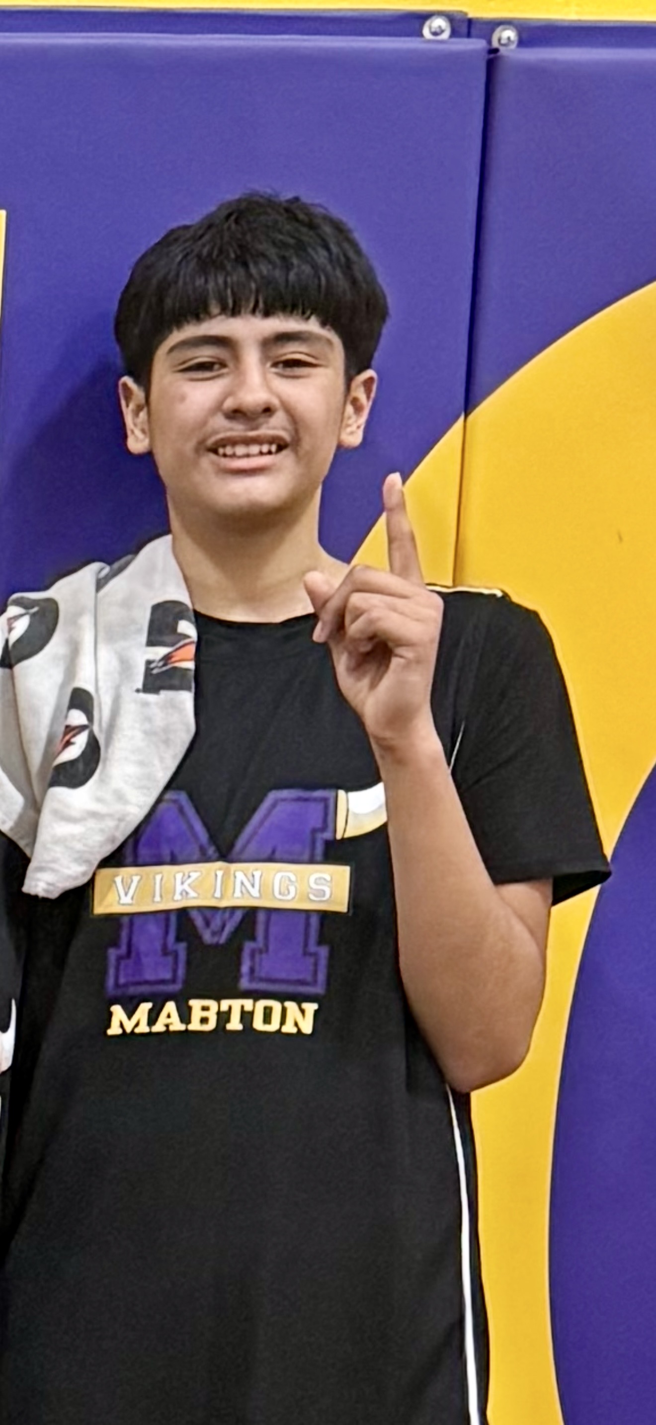 Logan Rodriguez, basketball athlete profile picture