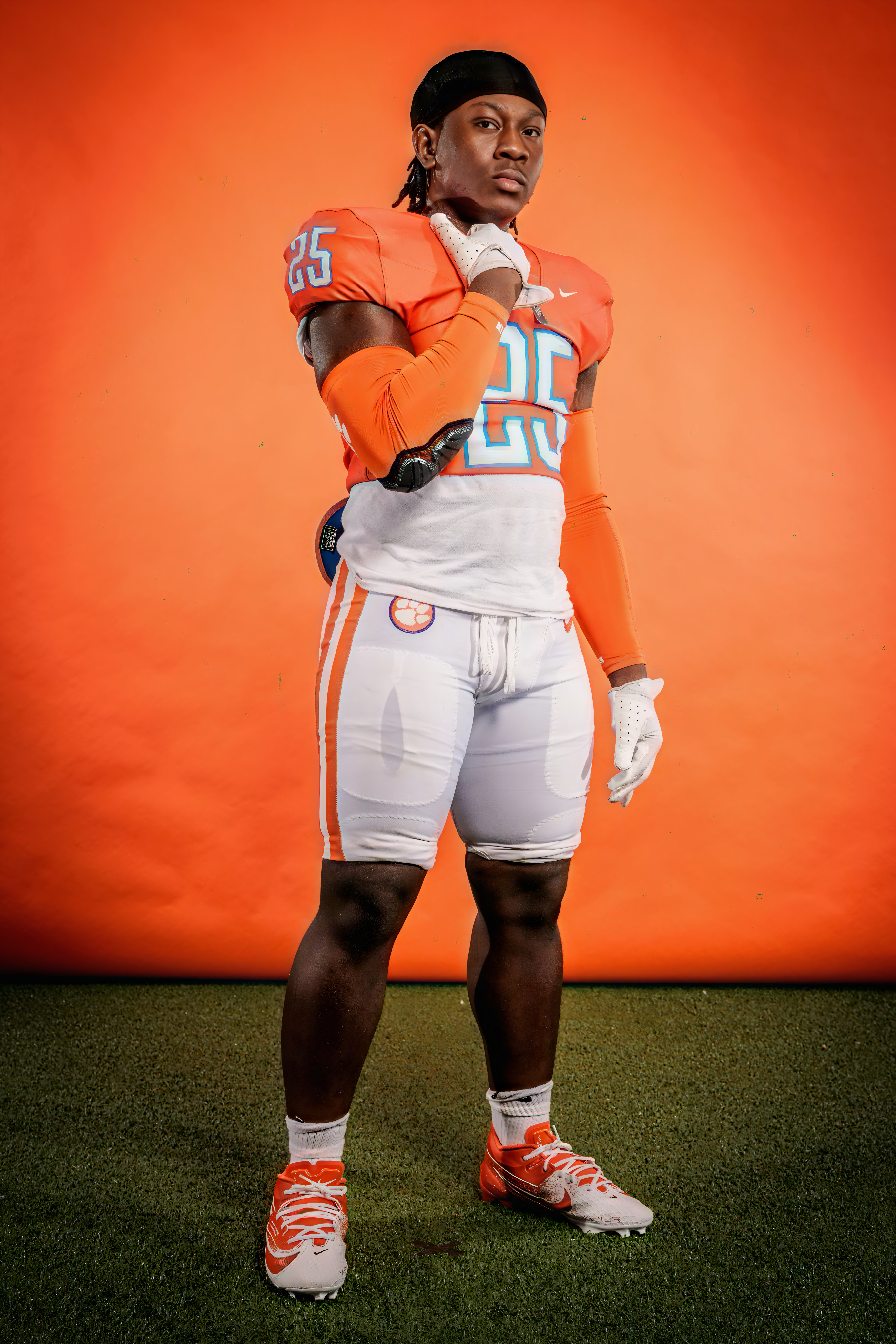 Devin Young, football athlete profile picture