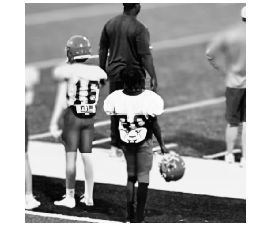 Rising Star: Nicolas Burl’s Creative Drive on the Football Field