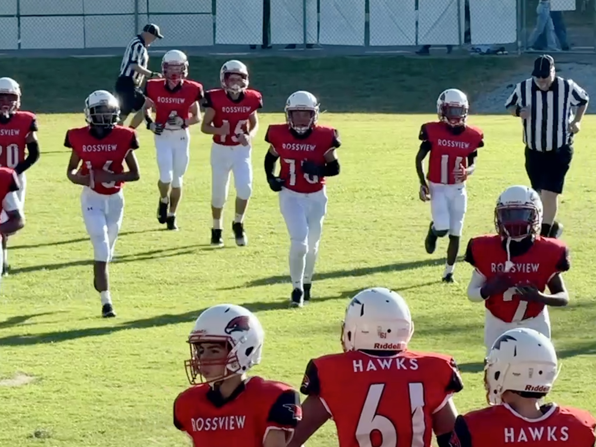 isaiah price, Football athlete profile picture