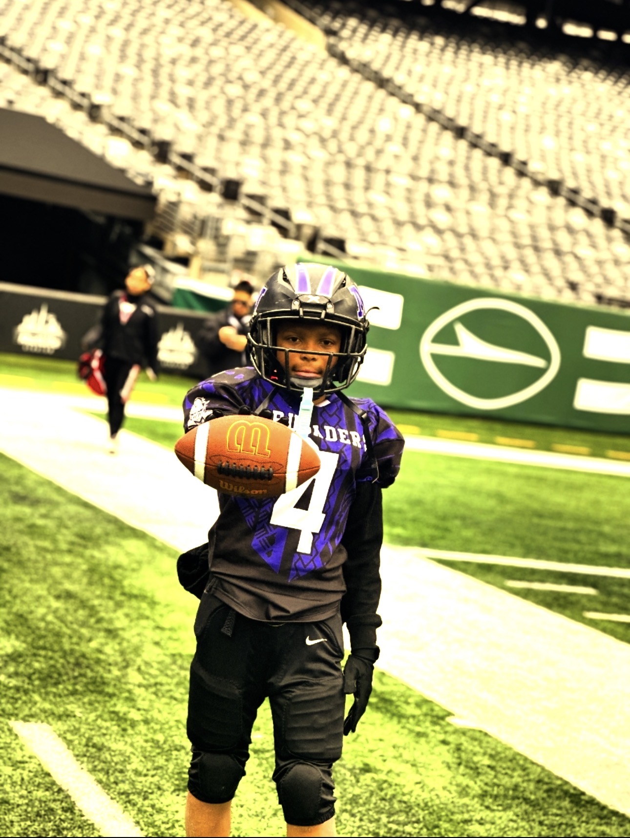 Elias Brown, football athlete profile picture