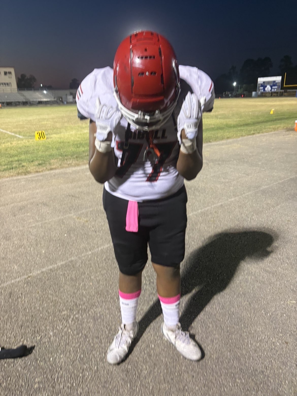 donald davis, football athlete profile picture