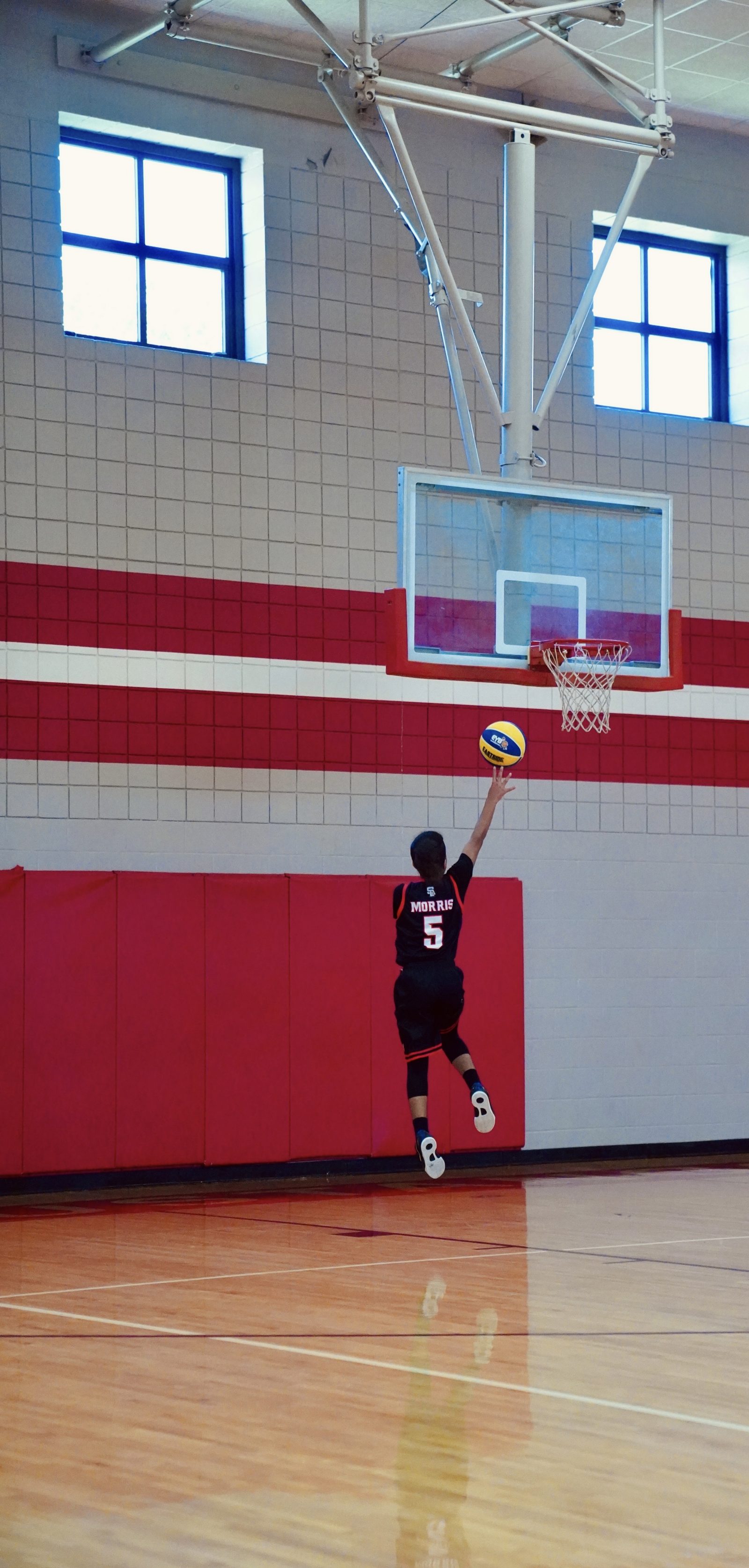 Silvester Morris - Rising Star: Silvester Morris Shines on Houston’s Basketball Courts